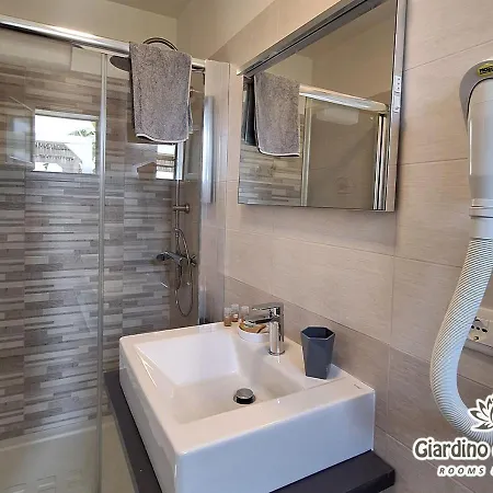 Giardino D'oriente Casa de hóspedes 4*